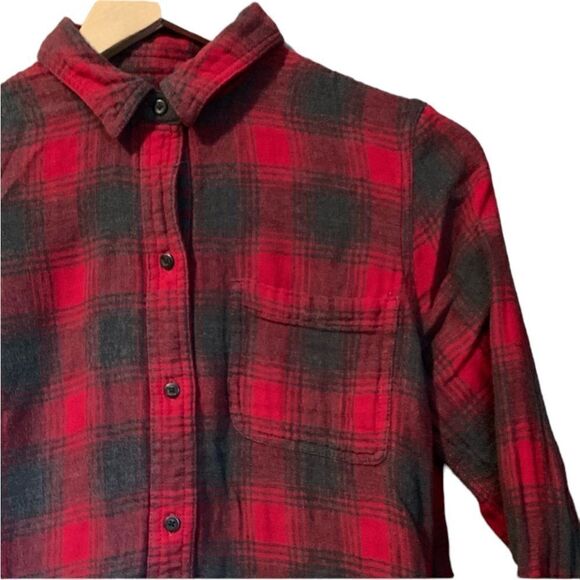 Madewell red plaid button down shirt with pockets! - Picture 2 of 14